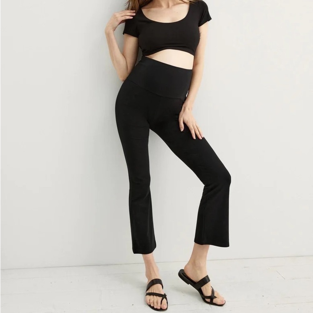 The Ultimate Before, During & After Crop Flare. Size small. Excellent condition